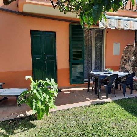 Appartamento Blu Deiva Marina Exterior foto